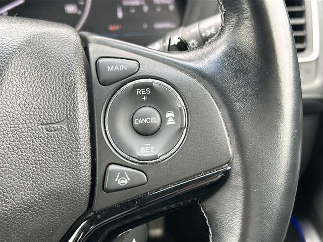 ホンダ ヴェゼル ハイブリッド Z ホンダセンシング 三重県 2016(平28)年 4.7万km モルフォブルーP 純正８型ナビ/バックカメラ/ビルトインＥＴＣ/革巻きステアリング/前席シートヒーター/ＵＳＢ給電/スペアキー/前方ドライブレコーダー/純正フロアマット/電子パーキング/ＬＥＤ/電格ミラー/禁煙車