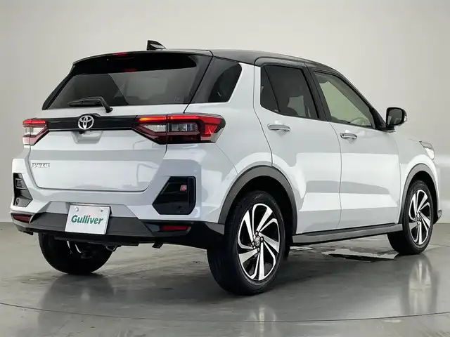 トヨタ ライズ Z 愛知県 2022(令4)年 3.1万km ブラックマイカメタリック/シャイニングホワイトパール 全方位カメラ/フォグランプ/Bluetooth/セーフティセンス/ETC/社外ドライブレコーダー/社外ナビ