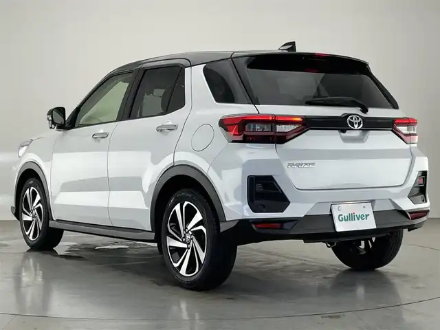 トヨタ ライズ Z 愛知県 2022(令4)年 3.1万km ブラックマイカメタリック/シャイニングホワイトパール 全方位カメラ/フォグランプ/Bluetooth/セーフティセンス/ETC/社外ドライブレコーダー/社外ナビ