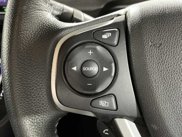 ホンダ フリード＋ ハイブリット EX 沖縄県 2019(平31)年 5.8万km フォレストグリーンパール 県外仕入 /禁煙車 /純正9インチナビ　/（フルセグTV　Bluetooth接続　CD DVD再生）/両側パワーバックドア　/バックカメラ　/コーナーセンサー　/ドライブレコーダー　/ETC　/シートヒーター　/純正アルミホイール/純正フロアマット/革巻きステアリング/ドアバイザー