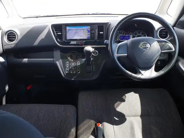 日産 デイズ ルークス HWS X Vセレ +SeftyⅡ 千葉県 2015(平27)年 4.6万km ブラック エマージェンシーブレーキ/左パワースライドドア/右イージークローザードア/社外SDナビ/ワンセグTV/【CD再生機能】/アラウンドビューモニター/革巻きステアリング/HIDヘッドライト/フォグライト/ウインカーミラー/純正14インチアルミホイル/インテリジェントキー