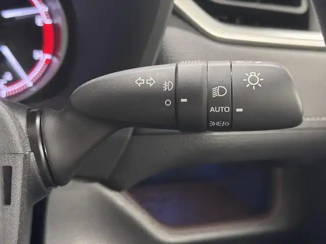 トヨタ ＲＡＶ４ G 三重県 2022(令4)年 2.1万km アティチュードブラックマイカ ガソリン/フルタイム4WD/MTモード付フロアCVT/純正 9インチナビ/（AM/FM/USB/iPod/Bluetooth/Miracast/TV/CarPlay/AndroidAuto）/【OP】パノラミックビューモニター/モデリスタエアロ/ビルトイン ETC/Toyota Safety Sense/・プリクラッシュセーフティ/・レーントレーシングアシスト/・レーダークルコン/・オートハイビーム/・ロードサインアシスト/・ブラインドスポットモニター＆リヤクロストラフィックオートブレーキ/・パーキングサポートブレーキ（後方接近車両＋静止物）/・先行車発進告知機能/など/装備/・ブラックレザーシート（合皮）/・快適温熱シート＋ベンチレーション（D/N）/・ステアリングヒーター/・メモリーパワーシート（D8way・電動ランバーサポート付）/・パワーバックドア/・ステアリングスイッチ/・オートライト/・LED ヘッドランプ＆フロントフォグランプ/・左右独立オートエアコン/・プッシュスタート/・スマートキーx1/・自動防眩ルームミラー/・純正18inAW/・保/など
