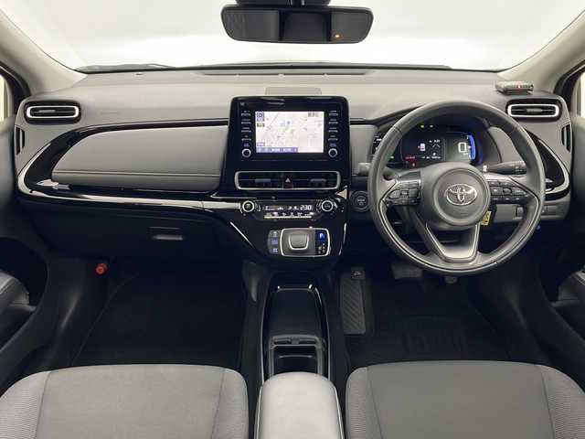 トヨタ アクア G 秋田県 2024(令6)年 2万km ブラックマイカ 4WD/純正メモリナビ　/AM/FM/Bluetooth/バックカメラ　/衝突被害軽減システム　/レーダークルーズコントロール　/レーンキープアシスト　/横滑り防止装置　/寒冷地仕様　/ワイパーデアイサー　/LEDヘッドライト　/ETC　/プッシュスタート/スペアキー/前後コーナーセンサー/AC１００V/オートマチックハイビーム/電動格納ミラー/純正ホイールキャップ