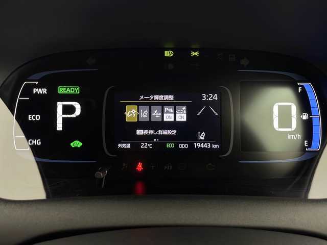 トヨタ アクア G 秋田県 2024(令6)年 2万km ブラックマイカ 4WD/純正メモリナビ　/AM/FM/Bluetooth/バックカメラ　/衝突被害軽減システム　/レーダークルーズコントロール　/レーンキープアシスト　/横滑り防止装置　/寒冷地仕様　/ワイパーデアイサー　/LEDヘッドライト　/ETC　/プッシュスタート/スペアキー/前後コーナーセンサー/AC１００V/オートマチックハイビーム/電動格納ミラー/純正ホイールキャップ