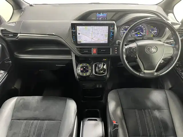 トヨタ エスクァイア ハイブリッド Gi プレミアムパッケージ ブラックテーラード 大阪府 2019(平31)年 3.1万km ホワイトパールクリスタルシャイン TRDエアロ/フロントグリル 10incナビTV バックカメラ ハーフレザー シートヒーター クルーズコントロール 衝突軽減ブレーキ レーンアシスト オートハイビーム 両側パワースライドドア ドライブレコーダー ETC