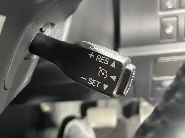 トヨタ エスクァイア ハイブリッド Gi プレミアムパッケージ ブラックテーラード 大阪府 2019(平31)年 3.1万km ホワイトパールクリスタルシャイン TRDエアロ/フロントグリル 10incナビTV バックカメラ ハーフレザー シートヒーター クルーズコントロール 衝突軽減ブレーキ レーンアシスト オートハイビーム 両側パワースライドドア ドライブレコーダー ETC