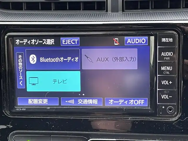 トヨタ アクア 山梨県 2018(平30)年 9.2万km ホワイトパールクリスタルシャイン (株)IDOMが運営する【じしゃロン甲府店】の自社ローン専用車両になります。/こちらは現金またはオートローンご利用時の価格です。自社ローンご希望の方は別途その旨お申付け下さい/純正SDナビ/・型式　NSCN-W68/TV・CD・BT接続/バックカメラ/ETC/レーンキープアシスト/スマートキーｘ２