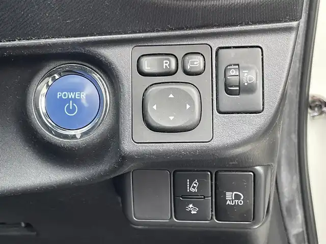 トヨタ アクア 山梨県 2018(平30)年 9.2万km ホワイトパールクリスタルシャイン (株)IDOMが運営する【じしゃロン甲府店】の自社ローン専用車両になります。/こちらは現金またはオートローンご利用時の価格です。自社ローンご希望の方は別途その旨お申付け下さい/純正SDナビ/・型式　NSCN-W68/TV・CD・BT接続/バックカメラ/ETC/レーンキープアシスト/スマートキーｘ２