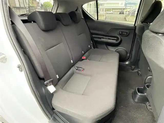 トヨタ アクア 山梨県 2018(平30)年 9.2万km ホワイトパールクリスタルシャイン (株)IDOMが運営する【じしゃロン甲府店】の自社ローン専用車両になります。/こちらは現金またはオートローンご利用時の価格です。自社ローンご希望の方は別途その旨お申付け下さい/純正SDナビ/・型式　NSCN-W68/TV・CD・BT接続/バックカメラ/ETC/レーンキープアシスト/スマートキーｘ２