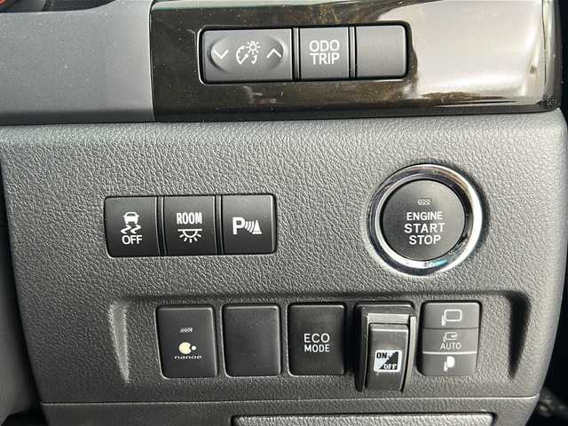 トヨタ ヴェルファイア 2．4Z ゴールデンアイズⅡ 茨城県 2014(平26)年 7万km ブラック 純正HDDナビ　フルセグ再生可　後席モニター　バックカメラ　電動リアゲート　両側電動スライドドア　クルーズコントロール　パーキングアシスト　ハーフレザーシート　純正18インチAW　純正フロアマット　ビルトインETC