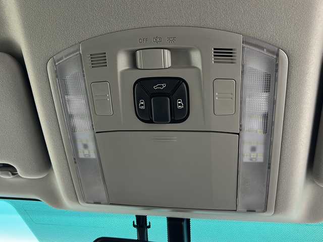 トヨタ ヴェルファイア 2．4Z ゴールデンアイズⅡ 茨城県 2014(平26)年 7万km ブラック 純正HDDナビ　フルセグ再生可　後席モニター　バックカメラ　電動リアゲート　両側電動スライドドア　クルーズコントロール　パーキングアシスト　ハーフレザーシート　純正18インチAW　純正フロアマット　ビルトインETC