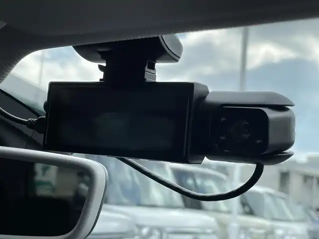 フォルクスワーゲン ポロ TSIコンフォートライン 愛知県 2018(平30)年 4万km 黒 メーカーＳＤナビ/Ｂカメラ　/ＥＴＣ　/ＤＴＶ　/ＢＴ　/ＵＳＢ　/コーナーセンサー　/パークアシスト　/ステアリングスイッチ　/レーダークルーズコントロール　/ＬＥＤヘッドライト　/アクティブインフォディスプレイ/社外ドラレコ/アイドリングストップ/スペアキーあり