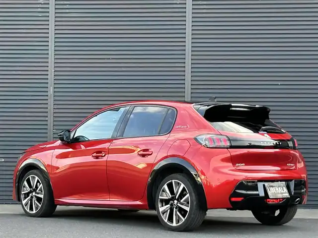 プジョー ２０８ GT ライン 茨城県 2020(令2)年 4.1万km 赤 パノラミックGR /衝突軽減B /ACC /レ-ンキ-プアシスト /ブラインドスポットモニタ- /パ-キングアシスト /ディスプレイOD /CarPlay /BT /USB /LEDヘッドライト /オートハイビーム /半革 /パドルシフト /ETC2.0 /ドラレコ /禁煙車