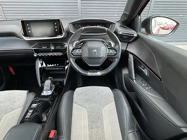 プジョー ２０８ GT ライン 茨城県 2020(令2)年 4.1万km 赤 パノラミックGR /衝突軽減B /ACC /レ-ンキ-プアシスト /ブラインドスポットモニタ- /パ-キングアシスト /ディスプレイOD /CarPlay /BT /USB /LEDヘッドライト /オートハイビーム /半革 /パドルシフト /ETC2.0 /ドラレコ /禁煙車