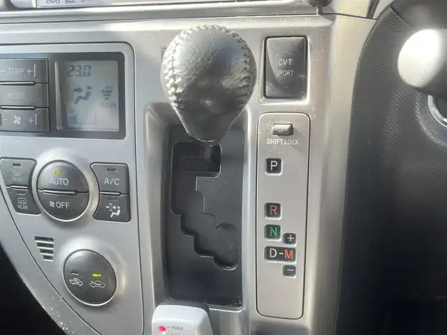 トヨタ ラクティス G Lパッケージ HIDセレ 島根県 2007(平19)年 11.3万km ホワイトパールクリスタルシャイン 純正ＤＶＤナビ　/ＤＶＤ再生　/ビルトインＥＴＣ　/クルーズコントロール　/パドルシフト/プッシュスタート　/スマートキー　/純正キセノンライト　　/純正フロアマット　/社外アルミホイール　/取扱説明書　/スペアキー１本