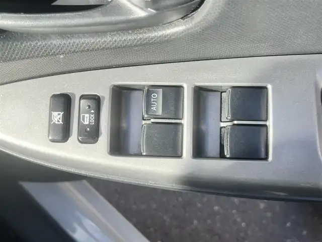 トヨタ ラクティス G Lパッケージ HIDセレ 島根県 2007(平19)年 11.3万km ホワイトパールクリスタルシャイン 純正ＤＶＤナビ　/ＤＶＤ再生　/ビルトインＥＴＣ　/クルーズコントロール　/パドルシフト/プッシュスタート　/スマートキー　/純正キセノンライト　　/純正フロアマット　/社外アルミホイール　/取扱説明書　/スペアキー１本