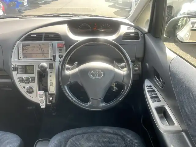 トヨタ ラクティス G Lパッケージ HIDセレ 島根県 2007(平19)年 11.3万km ホワイトパールクリスタルシャイン 純正ＤＶＤナビ　/ＤＶＤ再生　/ビルトインＥＴＣ　/クルーズコントロール　/パドルシフト/プッシュスタート　/スマートキー　/純正キセノンライト　　/純正フロアマット　/社外アルミホイール　/取扱説明書　/スペアキー１本