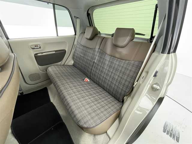 スズキ ラパン ＬＣ X 滋賀県 2024(令6)年 0.6万km フォーンベージュメタリック/アーバンブラウン 2トーン 純正7インチディスプレイオーディオ/【AppleCarPlay/AndroidAuto】/ハーフレザーシート/リアソナー/バックカメラ/LEDヘッドライト/D/Nシートヒーター/衝突軽減ブレーキ/レーンキープアシスト/スペアキー/スマートキー