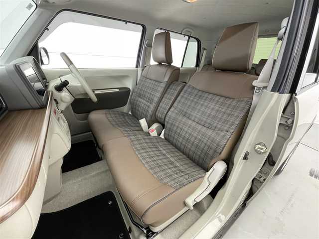 スズキ ラパン ＬＣ X 滋賀県 2024(令6)年 0.6万km フォーンベージュメタリック/アーバンブラウン 2トーン 純正7インチディスプレイオーディオ/【AppleCarPlay/AndroidAuto】/ハーフレザーシート/リアソナー/バックカメラ/LEDヘッドライト/D/Nシートヒーター/衝突軽減ブレーキ/レーンキープアシスト/スペアキー/スマートキー