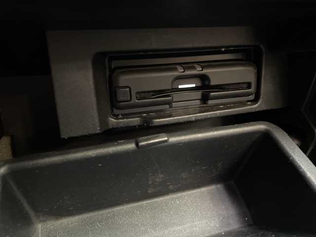 日産 セレナ e－パワー ハイウェイスター V 沖縄県 2021(令3)年 7万km ブリリアントホワイトパール 2トーン 純正ワイドナビ・TV・Bluetooth・CD・DVD/フリップダウンモニター/全方位カメラ/両側パワースライドドア/プロパイロット/LEDヘッドライト/オートライト/ステアリングスイッチ/革巻きステアリング/スマートキー/セーフティパックA/ETC/ドラレコ