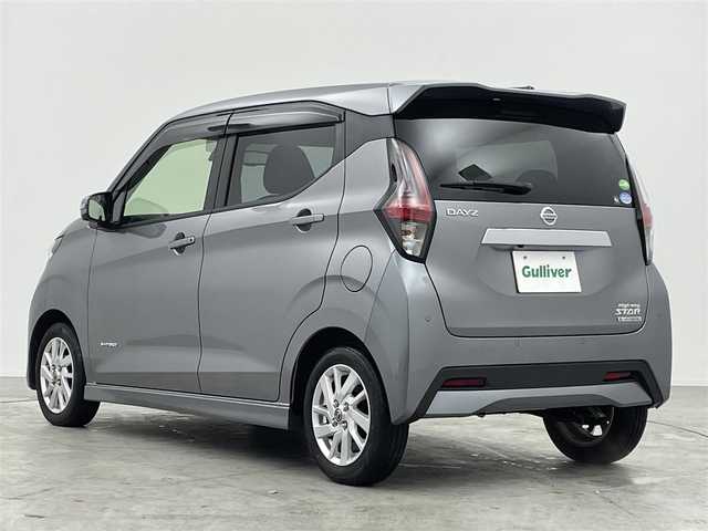 日産 デイズ ハイウェイスターX 群馬県 2020(令2)年 1.7万km チタニウムグレーメタリック エマージェンシーブレーキ　純正７インチナビ　アラウンドビューモニター　ＬＥＤライト　純正１４インチアルミホイール　ステアリングリモコン　オートエアコン　横滑り防止装置　スマートキー　コーナーセンサー