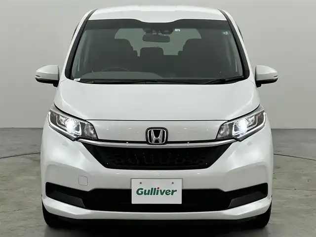 ホンダ フリード G ホンダセンシング 福岡県 2020(令2)年 2.8万km プラチナホワイトパール 純正ナビ（ＢＴ，フルセグＴＶ）　/バックカメラ　/ビルトインＥＴＣ　/前方ドラレコ　/ホンダセンシング　/ＡＣＣ　/衝突被害軽減ブレーキ　/レーンキープ　/アイドリングストップ　/両側電動スライドドア　/シートヒーター
