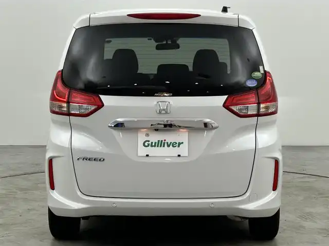 ホンダ フリード G ホンダセンシング 福岡県 2020(令2)年 2.8万km プラチナホワイトパール 純正ナビ（ＢＴ，フルセグＴＶ）　/バックカメラ　/ビルトインＥＴＣ　/前方ドラレコ　/ホンダセンシング　/ＡＣＣ　/衝突被害軽減ブレーキ　/レーンキープ　/アイドリングストップ　/両側電動スライドドア　/シートヒーター