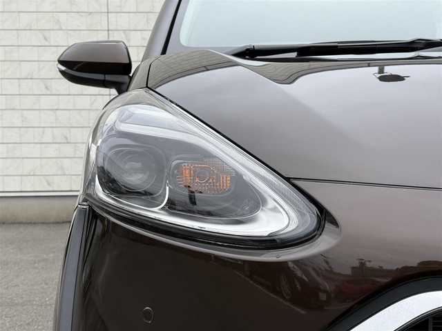 トヨタ シエンタ ハイブリッド ファンベースG クエロ 福岡県 2021(令3)年 4.7万km ヴィンテージブラウンパールクリスタルシャイン 純正7型SDナビ(フルセグTV/CD/DVD/BT)バックモニタートヨタセーフティセンスコーナーセンサー両側パワスラETCドラレコ100V電源ハーフレザーシート純正LEDヘッドライト純正フロアマットスマートキープッシュスタート