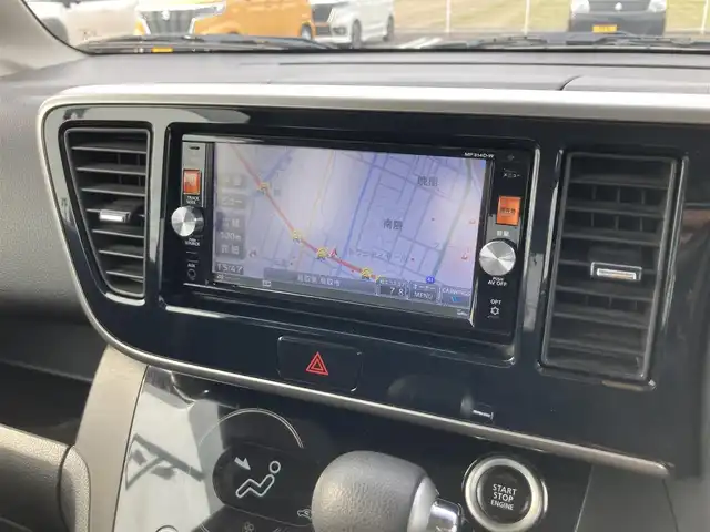 日産 デイズ ルークス ハイウェイスターX Gパッケージ 鳥取県 2014(平26)年 6.6万km ホワイトパール 純正ナビ/フルセグ/DVD/CD/BT/USB/アラウンドビューモニター・ETC/両側パワースライドドア/エマージェンシーブレーキ/キセノンライト/オートライト/フォグライト/純正アルミホイール/純正エアロパーツ/リヤルーフポイラー/ルーフサーキュレーター/リヤロールサンシェード/純正15インチアルミホイール/プッシュエンジンスタート/純正エンジンスターター/スマートキー×２/アイドリングストップ/純正フロアマット/ドアバイザー