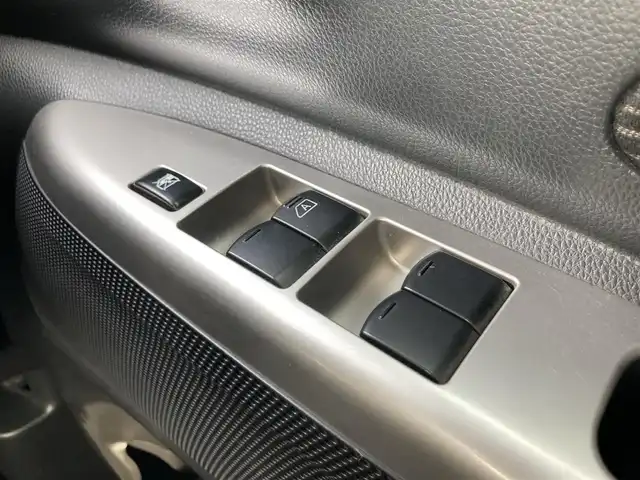 日産 デイズ ルークス ハイウェイスターX Gパッケージ 鳥取県 2014(平26)年 6.6万km ホワイトパール 純正ナビ/フルセグ/DVD/CD/BT/USB/アラウンドビューモニター・ETC/両側パワースライドドア/エマージェンシーブレーキ/キセノンライト/オートライト/フォグライト/純正アルミホイール/純正エアロパーツ/リヤルーフポイラー/ルーフサーキュレーター/リヤロールサンシェード/純正15インチアルミホイール/プッシュエンジンスタート/純正エンジンスターター/スマートキー×２/アイドリングストップ/純正フロアマット/ドアバイザー