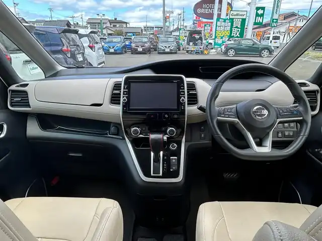 日産 セレナ ハイウェイスター G 宮城県 2016(平28)年 4.3万km ブリリアントホワイトパール セーフティパックB/●SRSカーテンエアバッグシステム&サイドエアバッグシステム/●踏み間違い衝突防止アシスト/●インテリジェントパーキングアシスト/●標識検知機能/●インテリジェントアラウンドビューモニター/●インテリジェントDA（ふらつき警報）/●フロント&バックソナー/●インテリジェント ルームミラー/●電動パーキングブレーキ/●オートブレーキホールド/●プロパイロット/●インテリジェントLI（車線逸脱防止支援システム）/●ヒーター付ドアミラー/●ステアリングスイッチ/前席クイックコンフォートヒーター付シート/＝＝＝/エマージェンシーブレーキ/車線逸脱警報/純正フリップダウンモニター/純正9型ナビ（MM516D-L）/・CD/DVD/・Bluetooth/・フルセグTV/ETC/ドライブレコーダー/シートカバー/ハンズフリー両側パワースライドドア/革巻きステアリング/LEDヘッドライト/フォグランプ/オートライト/スマートキー＆プッシュスタート/電動格納ミラー/純正16インチAW/フロアマット/ドアバイザー