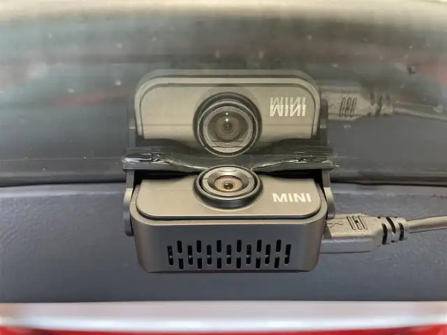 ＭＩＮＩ ミニ クーパー D 熊本県 2017(平29)年 8.6万km ブレイジングレッド ・スマートキー/・プッシュスタート/・純正HDDナビ/　【Bluetooth・USB・AUX・MSV】/・バックカメラ/・ETC/・ドライブレコーダー(前後録画)/・LEDヘッドランプ/・LEDフォグランプ/・純正マット