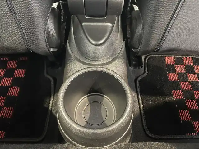ＭＩＮＩ ミニ クーパー D 熊本県 2017(平29)年 8.6万km ブレイジングレッド ・スマートキー/・プッシュスタート/・純正HDDナビ/　【Bluetooth・USB・AUX・MSV】/・バックカメラ/・ETC/・ドライブレコーダー(前後録画)/・LEDヘッドランプ/・LEDフォグランプ/・純正マット