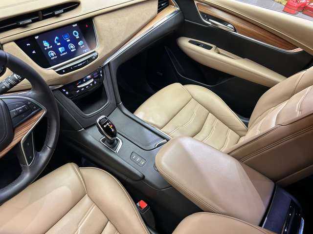キャデラック ＸＴ５ Ｘオーバー プラチナム 千葉県 2017(平29)年 5万km 黒 パノラマＳＲ　/ディスプレイオーディオ　/ＢＯＳＥサウンド　/３６０°カメラ　/ＡＣＣ　/ＨＵＤ　/レザーシート　/シートヒーター　/ベンチレーター　/パワーシート　/ステアリングスイッチ　/ＥＴＣ　/ドラレコ