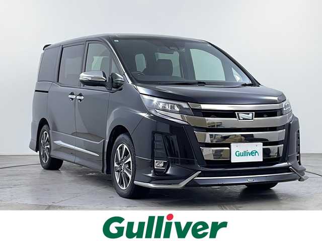 トヨタ ノア Si ダブルバイビー 道央・札幌 2017(平29)年 5.5万km ブラック ・４WD  / 寒冷地仕様/・モデリスタエアロ(F.S.R)/・トヨタセーフティセンス/・プリクラッシュセーフティ/・クルーズコントロール/・純正10インチナビ/・DVD.CD.SD.フルセグ/・Bluetooth/バックカメラ/・両側パワースライドドア/・ハーフレザーシート/・LEDオートライト/オートハイビーム/・フロントワイパーデアイサー/・ビルトインETC