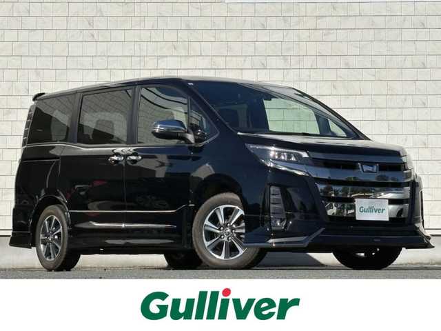 トヨタ ノア Si ダブルバイビー 岩手県 2017(平29)年 5.5万km ブラック ４WD/モデリスタエアロ(F.S.R)/ハーフレザー/両側パワースライドドア/寒冷地仕様/純正10インチナビ/→フルセグTV/Bluetooth/CD/DVD/FM/AM/バックカメラ/ステアリングスイッチ/トヨタセーフティセンス/プリクラッシュセーフティ/フロントワイパーデアイサー/〇プッシュスタート/〇電動格納ミラー/〇ドアバイザー/〇フロアマット/〇シガーソケット/オートライト/LEDヘッドライト/フォグライト/ドライブレコーダー/ETC