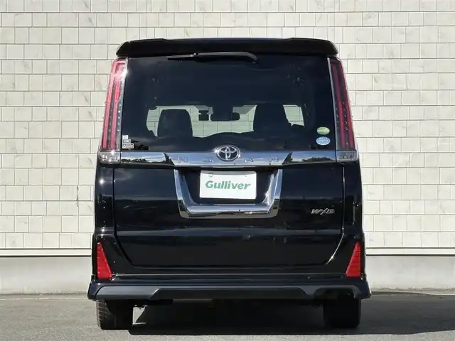 トヨタ ノア Si ダブルバイビー 岩手県 2017(平29)年 5.5万km ブラック ４WD/モデリスタエアロ(F.S.R)/ハーフレザー/両側パワースライドドア/寒冷地仕様/純正10インチナビ/→フルセグTV/Bluetooth/CD/DVD/FM/AM/バックカメラ/ステアリングスイッチ/トヨタセーフティセンス/プリクラッシュセーフティ/フロントワイパーデアイサー/〇プッシュスタート/〇電動格納ミラー/〇ドアバイザー/〇フロアマット/〇シガーソケット/オートライト/LEDヘッドライト/フォグライト/ドライブレコーダー/ETC