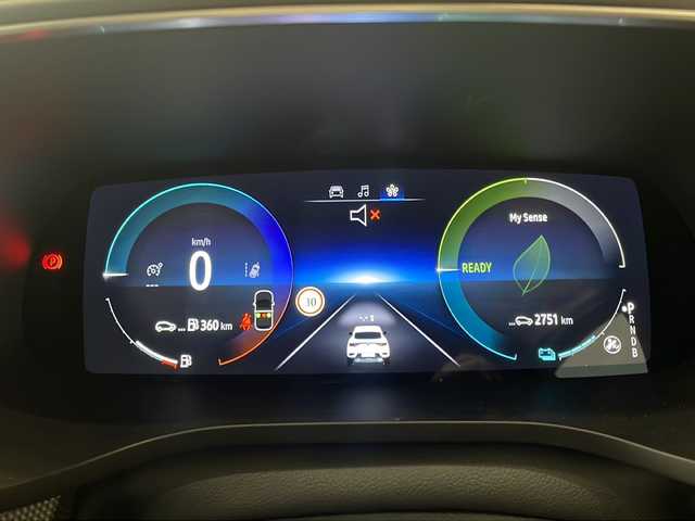 ルノー ルノー アルカナ アントラクト E－テックフルHV 新潟県 2024(令6)年 0.3万km ブルーグリーン アダプティブクルーズコントロール/レーンセンタリングアシスト（車線中央維持支援）/レーンキープアシスト（車線逸脱防止支援）/レーンデパーチャーワーニング（車線逸脱警報）/アクティブエマージェンシーブレーキ（衝突被害軽減ブレーキ）歩行者・自動車検知機能付き/トラフィックサインレコグニション（交通標識認識）/ブラインドスポットモニター/パーキングセンサー全方位/アンビエントライト/10.2インチフルデジタルインストゥルメントパネル/Bluetooth/USB×２/オートホールド/ハーフレザー/シートヒーター/ステアリングヒーター/パワーシート