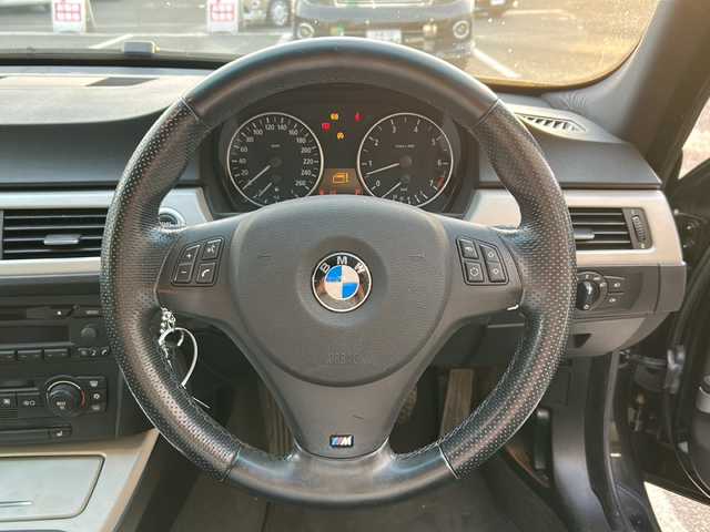 ＢＭＷ ３２３ｉ Mスポーツ 京都府 2006(平18)年 14万km サファイアブラックP パワーシート/スマートキー/純正アルミ/電動格納ミラー/プッシュスタート/シートヒーター