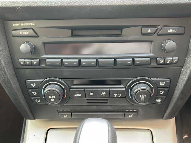 ＢＭＷ ３２３ｉ Mスポーツ 京都府 2006(平18)年 14万km サファイアブラックP パワーシート/スマートキー/純正アルミ/電動格納ミラー/プッシュスタート/シートヒーター