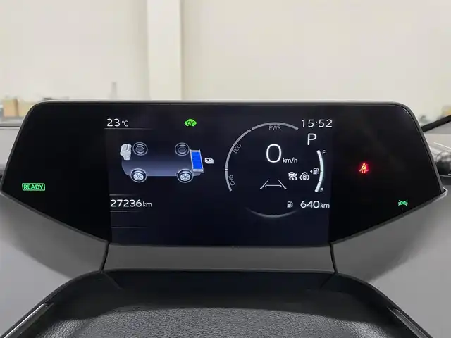 トヨタ プリウス G 道央・札幌 2023(令5)年 2.8万km プラチナホワイトパールマイカ 2/000CC/4WD/寒冷地仕様/純正19インチAW/純正ナビ/・フルセグTV/BT/USB/AM/FM/バックカメラ/前席シートヒーター/トヨタセーフティセンス/・プリクラッシュセーフティ/・レーントレーシングアシスト/・レーンディパーチャーアラート/・ロードサインアシスト/・プロアクティブドライビングアシスト/・発進遅れ告知機能/・緊急時操舵支援/・低速時加速制御機能/横滑り防止装置/前後コーナーセンサー/ブラインドスポットモニター/レーダークルーズコントロール/ETC/オートライト/アダプティブハイビーム/LEDヘッドライト/フォグライト/電動パーキングブレーキ/ブレーキホールド/プッシュスタート/スマートキー/フロアマット/ウインカーミラー/AC100V電源/ヘッドライトレベライザー/新車時保証書/取扱説明書