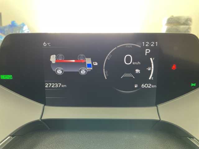 トヨタ プリウス G 道央・札幌 2023(令5)年 2.8万km プラチナホワイトパールマイカ ・4WD/寒冷地仕様/・トヨタセーフティセンス/・プリクラッシュセーフティ/・ブラインドスポットモニター/・レーダークルーズコントロール/・純正ナビ/・BT/USB/フルセグTV/・バックカメラ/・前席シートヒーター/・ETC/・LEDオートライト/ハイビーム/・プッシュスタート/スマートキー/・ウインカーミラー/・AC100V電源/・新車時保証書/取扱説明書
