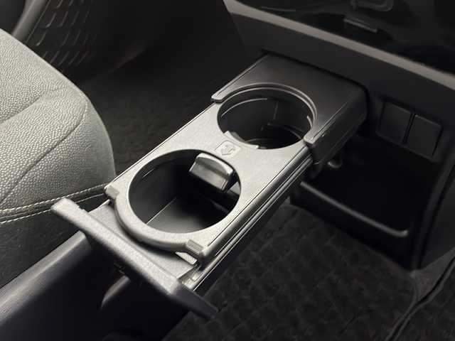 トヨタ エスクァイア Xiサイドリフトアップ 千葉県 2020(令2)年 4.5万km アバンギャルドブロンズメタリック セーフティセンス/・プリクラッシュセーフティ/・レーンディパーチャーアラート/・オートマチックハイビーム/・先行車発進告知機能/純正9インチメモリーナビ/・フルセグTV/・Bluetoothオーディオ接続/・CD/DVD再生機能/クルーズコントロール/左側パワースライドドア/前後コーナーセンサー/ビルトインETC/LEDヘッドライト/リアオートエアコン/セカンドシート電動リフトアップシート