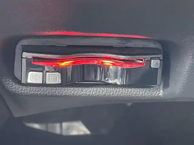ホンダ フィット ハイブリット Lパッケージ 滋賀県 2014(平26)年 6.6万km クリスタルブラックパール 禁煙車/純正ナビ/（CD/DVD/BT/ワンセグ）/ETC/前方ドライブレコーダー/バックカメラ/クルーズコントロール/ハーフレザー/LEDヘッドライト/オートライト/ステアリングスイッチ/純正アルミホイール