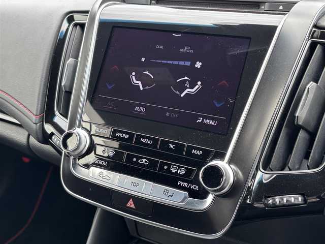 トヨタ クラウン ハイブリッド RS リミテッド 大分県 2020(令2)年 3.1万km プレシャスブラックパール ・純正ナビ(CD.DVD.BT.USB.Miracast)/・全方位カメラ/・フルセグテレビ/・ヘッドアップディスプレイ/・AC100V/・プリクラッシュセーフティ/・コーナーセンサー/・ブラインドスポットモニター/・ETC/・オートハイビーム/・パワーシート/・シートヒーター/・ステアリングリモコン/・ステアリングヒーター/・スマートキー/・純正アルミホイール