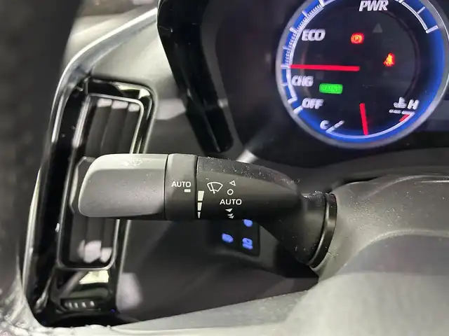 トヨタ クラウン ハイブリッド RS リミテッド 佐賀県 2020(令2)年 3.1万km プレシャスブラックパール 純正8インチナビ　/フルセグTV/CD/DVD/Bluetooth/全方位カメラ/衝突被害軽減システム/ブラインドスポットモニター/パーキングサポートブレーキ/レーダークルーズコントロール/レーンアシスト/ヘッドアップディスプレイ/ロードサインアシスト/オートライト/オートマチックハイビーム/LEDヘッドライト/LEDフォグライト/電子パーキング/ブレーキホールド/ビルトインETC/運転席・助手席パワーシート/運転席・助手席シートヒーター/ステアリングヒーター/メモリーシート/ハーフレザーシート/純正18インチアルミホイール/純正フロアマット