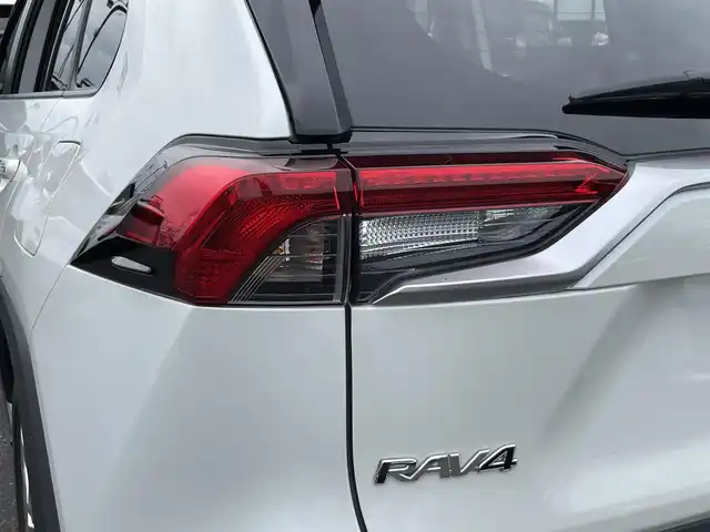 トヨタ ＲＡＶ４ G Zパッケージ 茨城県 2021(令3)年 4万km ホワイトパールクリスタルシャイン 純正ディスプレイオーディオ/【AM・FM・USB・BT】/ルーフレール/サンルーフ/ダウンヒルアシストコントロール/BSM/パワーシート/シートヒーター/シートメモリ/ステアリングヒーター/電動リアゲート/レーダークルコン/ETC/全方位カメラ/前後ドラレコ/前後コーナーセンサー/デジタルインナーミラー/ブレーキホールド/MTモード付AT