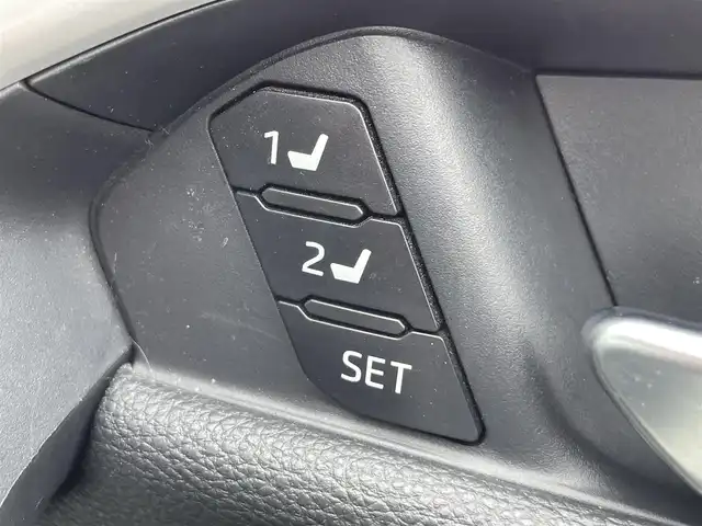 トヨタ ＲＡＶ４ G Zパッケージ 茨城県 2021(令3)年 4万km ホワイトパールクリスタルシャイン 純正ディスプレイオーディオ/【AM・FM・USB・BT】/ルーフレール/サンルーフ/ダウンヒルアシストコントロール/BSM/パワーシート/シートヒーター/シートメモリ/ステアリングヒーター/電動リアゲート/レーダークルコン/ETC/全方位カメラ/前後ドラレコ/前後コーナーセンサー/デジタルインナーミラー/ブレーキホールド/MTモード付AT