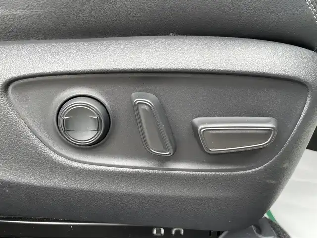 トヨタ ＲＡＶ４ G Zパッケージ 茨城県 2021(令3)年 4万km ホワイトパールクリスタルシャイン 純正ディスプレイオーディオ/【AM・FM・USB・BT】/ルーフレール/サンルーフ/ダウンヒルアシストコントロール/BSM/パワーシート/シートヒーター/シートメモリ/ステアリングヒーター/電動リアゲート/レーダークルコン/ETC/全方位カメラ/前後ドラレコ/前後コーナーセンサー/デジタルインナーミラー/ブレーキホールド/MTモード付AT