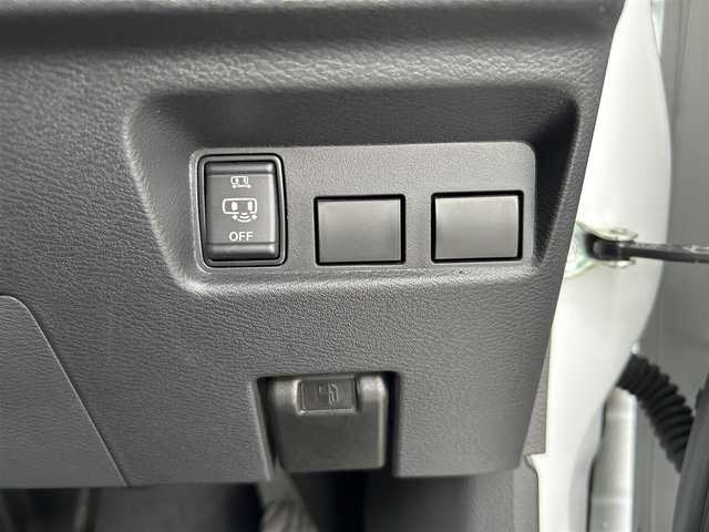 日産 ルークス ハイウェイスター X 富山県 2020(令2)年 0.5万km チタニウムグレーM/シルキーホワイト プロパイロット/クリアランスソナー前後/横滑り防止装置/衝突軽減システム/純正SDナビ/アラウンドビューカメラ/フルセグTV/Bluetooth/DVD再生/ビルトインETC/ドライブレコーダー/両側パワースライドドア/ハーフレザーシート/純正アルミホイール/ベンチシート
